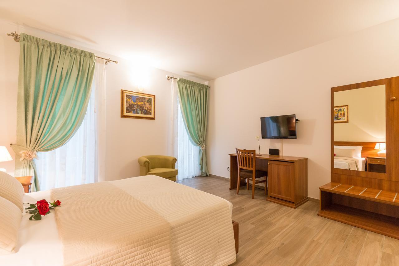 Villa Cavour Comacchio Bagian luar foto
