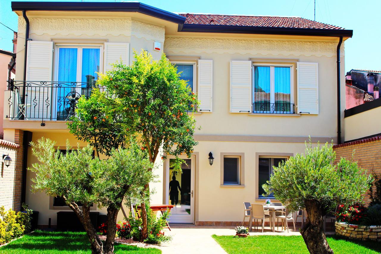 Villa Cavour Comacchio Bagian luar foto